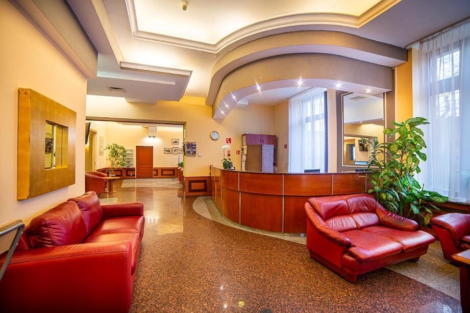 Hotel Fenix Jelenia Góra Esterno foto