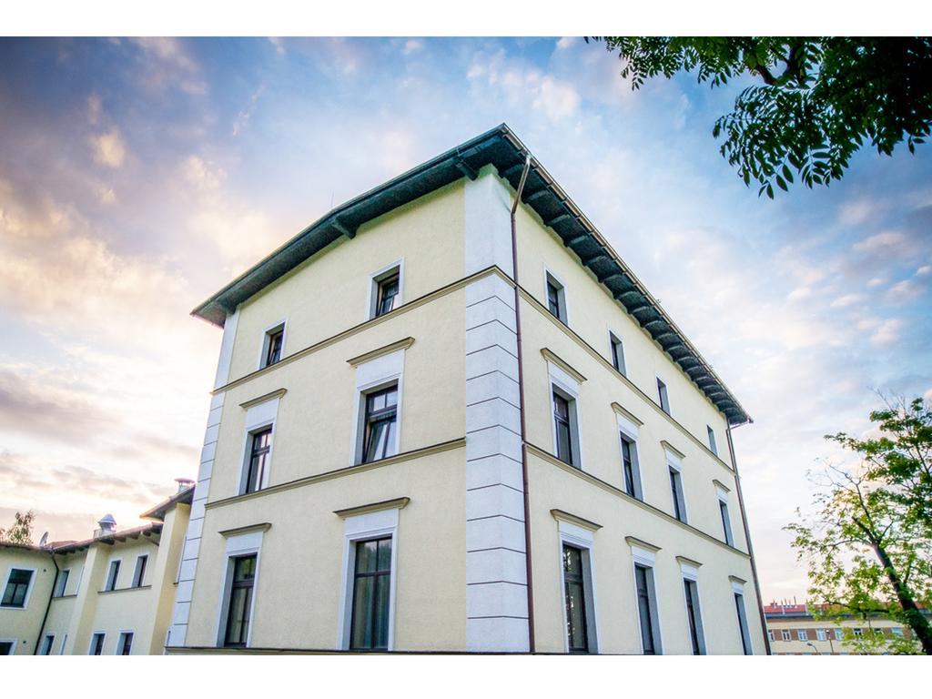 Hotel Fenix Jelenia Góra Esterno foto