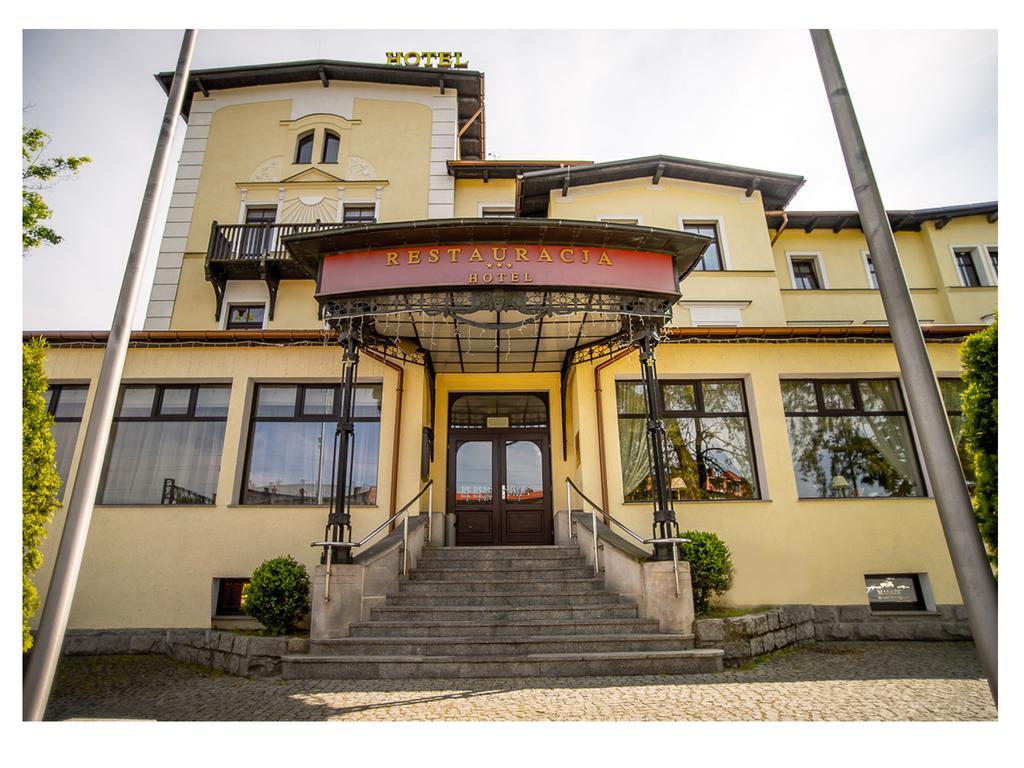 Hotel Fenix Jelenia Góra Esterno foto