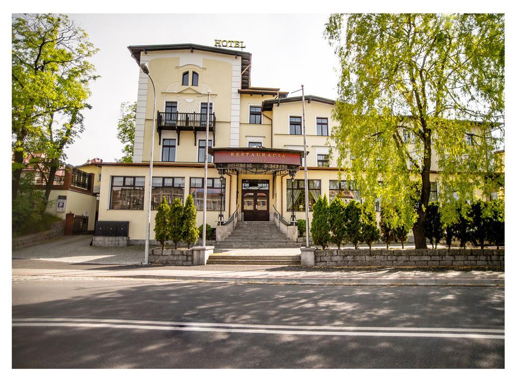 Hotel Fenix Jelenia Góra Esterno foto